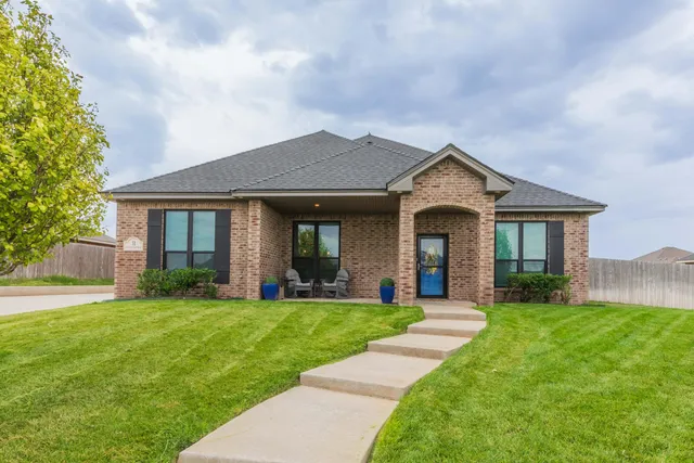 31 Canyon East Pkwy, Canyon, TX 79015