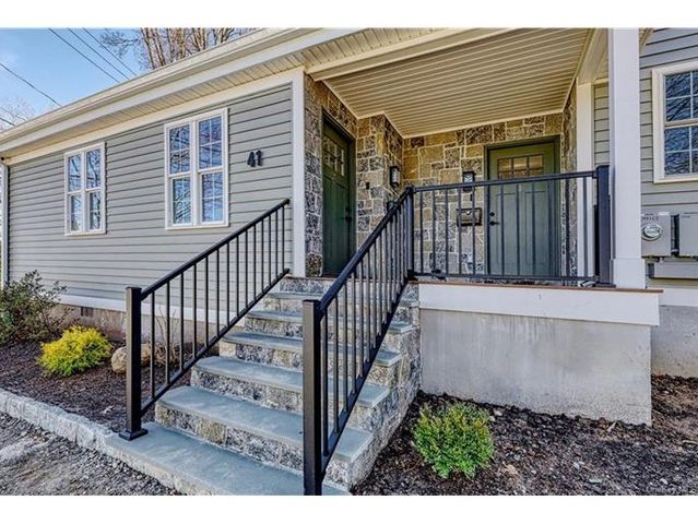 41 Old Middletown Rd #2, Pearl River, NY 10965