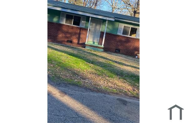 2814 Lakewood Dr, Jackson, MS 39212