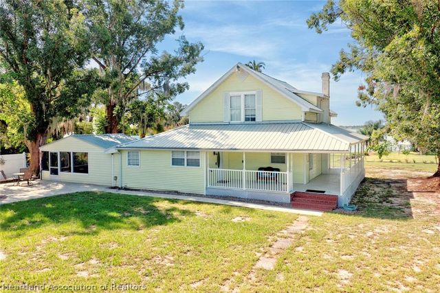 606 E  Cornell St, Avon Park, FL 33825