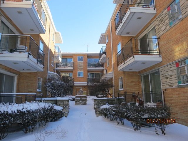 4337 N  Kedvale Ave #205, Chicago, IL 60641