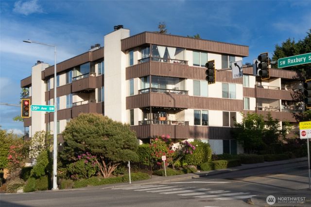 3421 SW Roxbury Street #106, Seattle, WA 98126