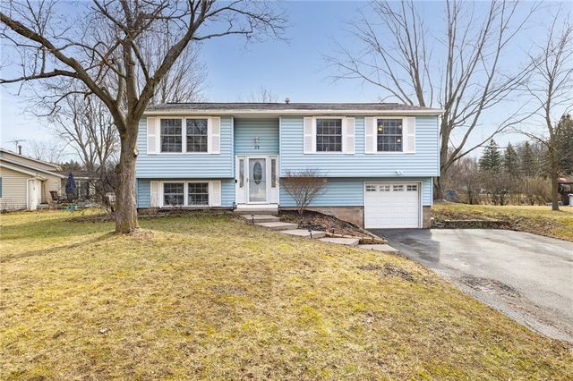 23 Meeting House Dr, Rochester, NY 14624