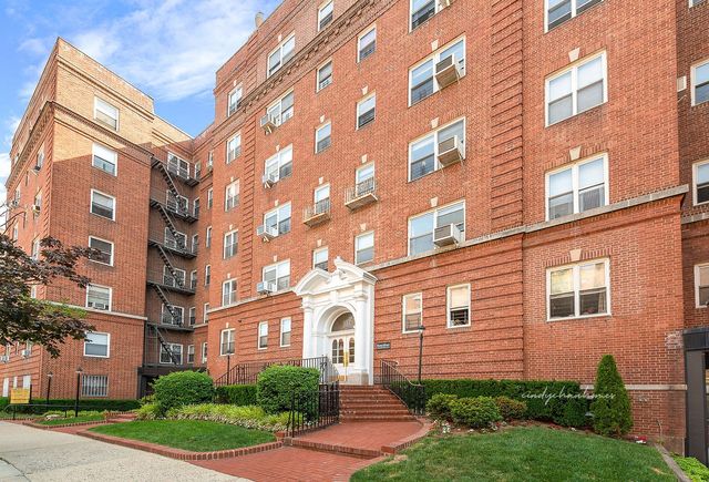 69-11 Yellowstone Blvd #A64, Forest Hills, NY 11375
