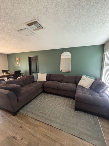 9659 Bayside Ct, Spring Hill, FL 34608