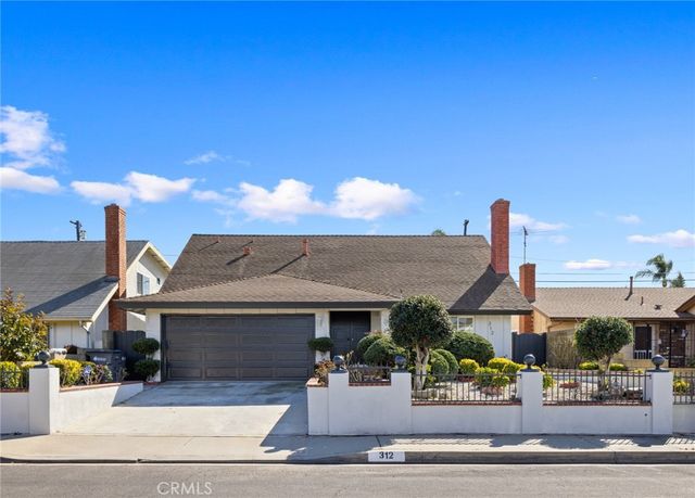 312 W  231st St, Carson, CA 90745