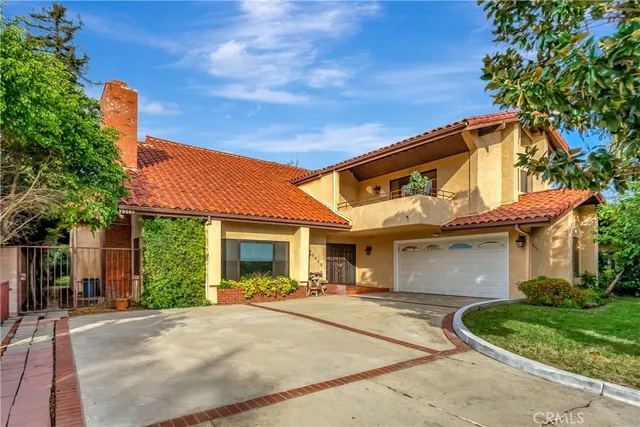 19445 Plummer St, Northridge, CA 91324