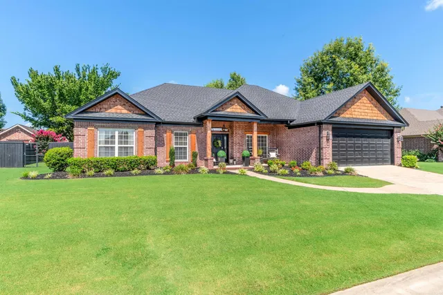431 Natalie Cir, Searcy, AR 72143