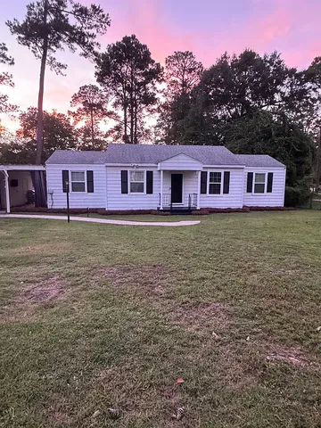 103 Tucwal St, Thomasville, GA 31792