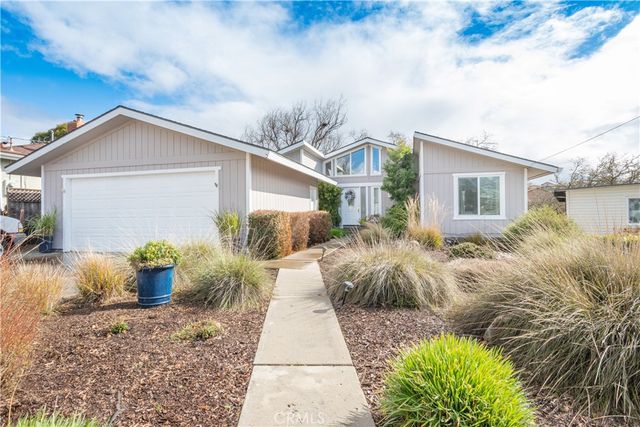 532 Moss Ave, Paso Robles, CA 93446