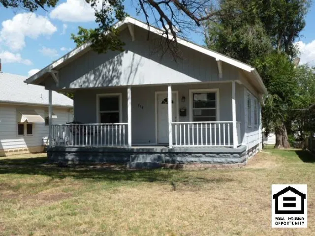 714 S  Mound St, Pratt, KS 67124