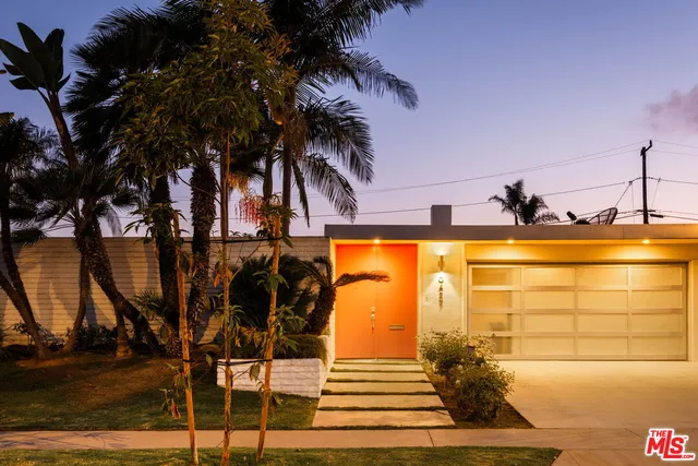 6427 S  Halm Ave, Los Angeles, CA 90056
