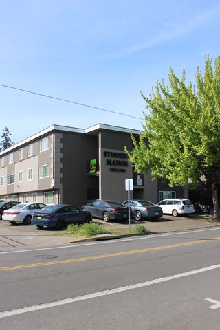 1442 E  18th Ave #4, Eugene, OR 97403