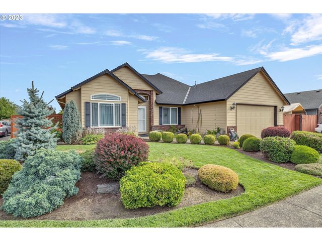 276 SE 8th Ave, Canby, OR 97013