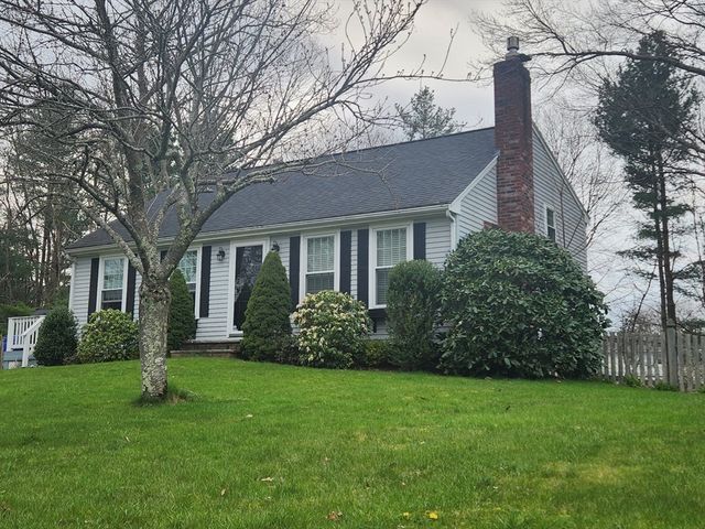 400 King James Blvd, Taunton, MA 02780