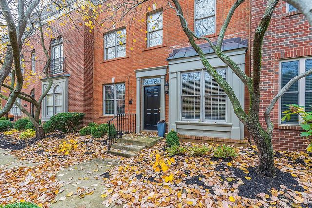 1013 Star Shoot Pkwy, Lexington, KY 40509