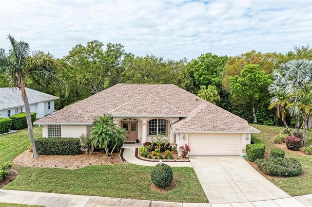 5289 Sunnydale Cir, Sarasota, FL 34233