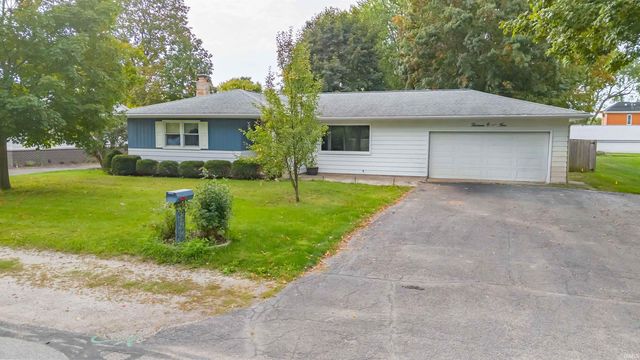 1305 Westchester Dr, North Manchester, IN 46962