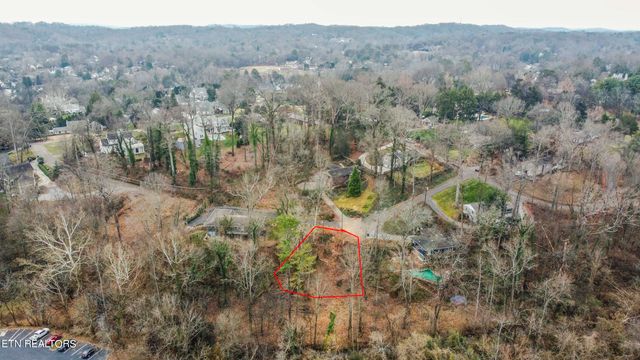 6501 Clary Ln, Knoxville, TN 37919