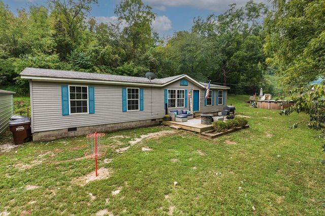 426 Old Carntown Rd, Foster, KY 41043