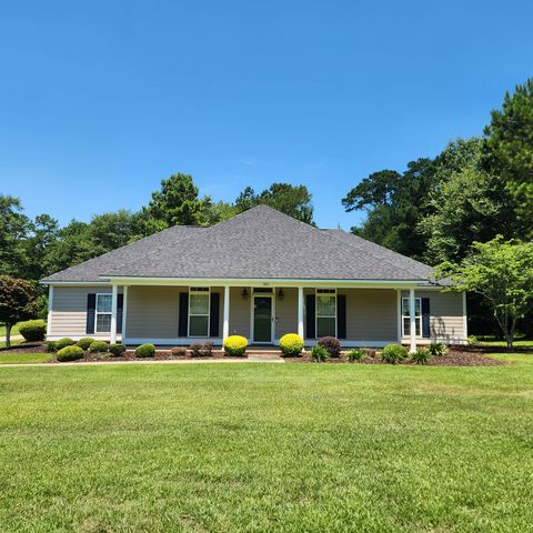 261 Willow Lake Dr, Leesburg, GA 31763