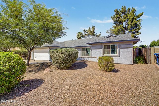 5620 W FRYE Road, Chandler, AZ 85226