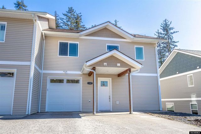 3107 Calvary Ct, Juneau, AK 99801