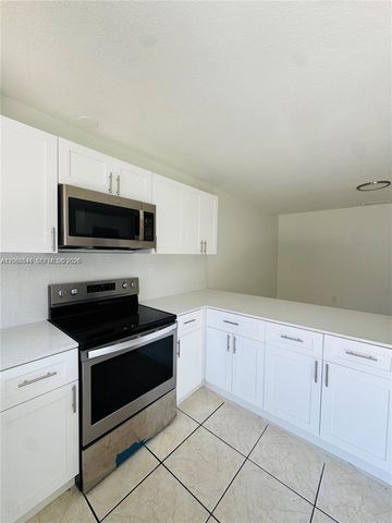 1107 NW 30th Ave #1107, Miami, FL 33125