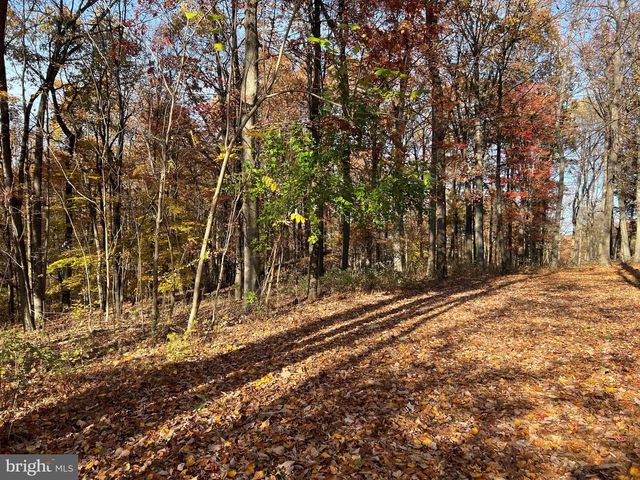 N  Hill Church Rd, Hummelstown, PA 17036