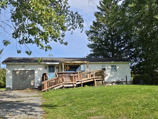 280 Hill Road, Hoosick Falls, NY 12090