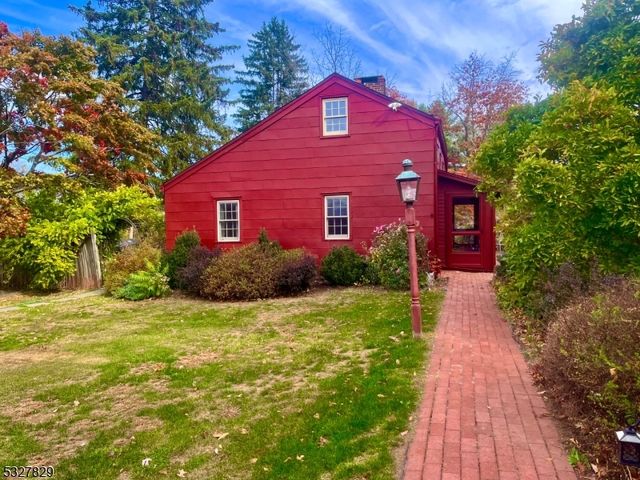 971 Pottersville Rd, Gladstone, NJ 07934