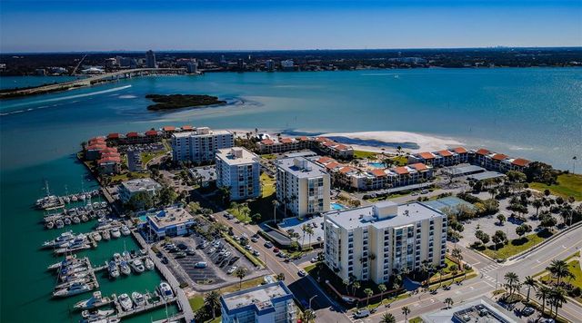 800 S  Gulfview Blvd #807, Clearwater, FL 33767