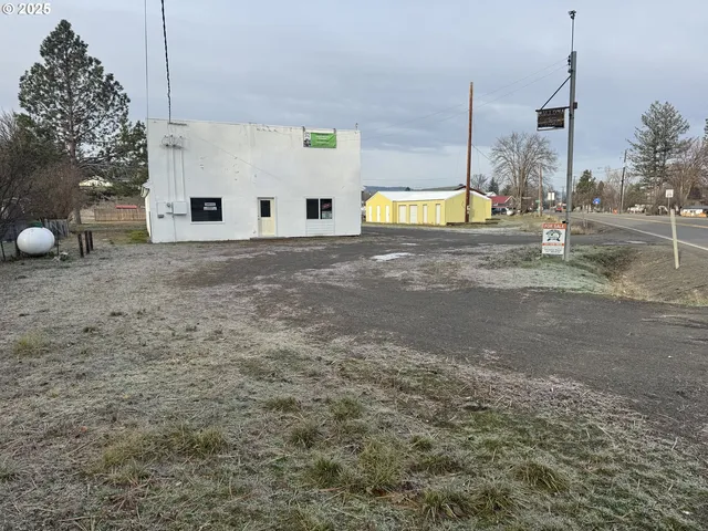 704 E  Highway 82, Wallowa, OR 97885