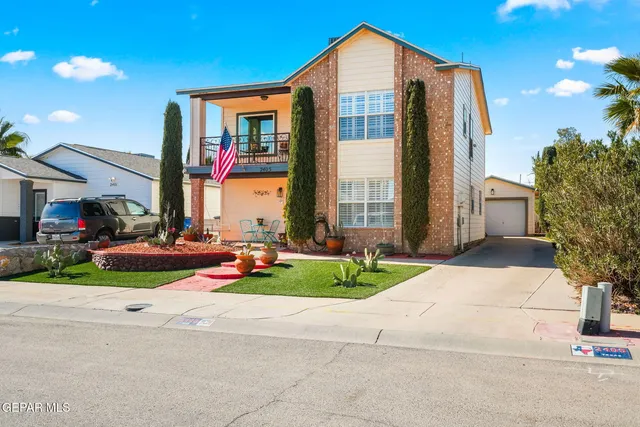 2405 Tierra Mia Way, El Paso, TX 79938