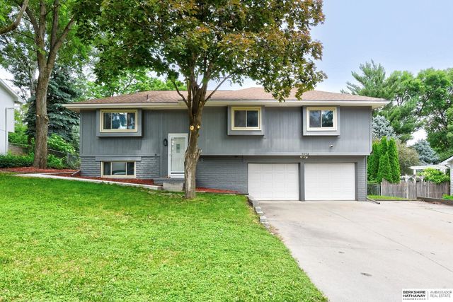 1324 S  162nd St, Omaha, NE 68130