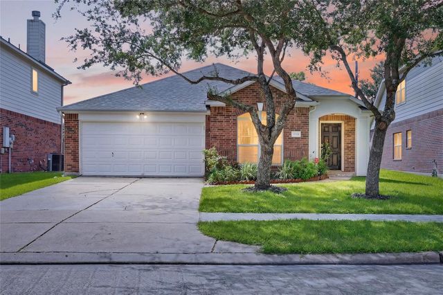 2606 Cypress Springs Dr, Pearland, TX 77584