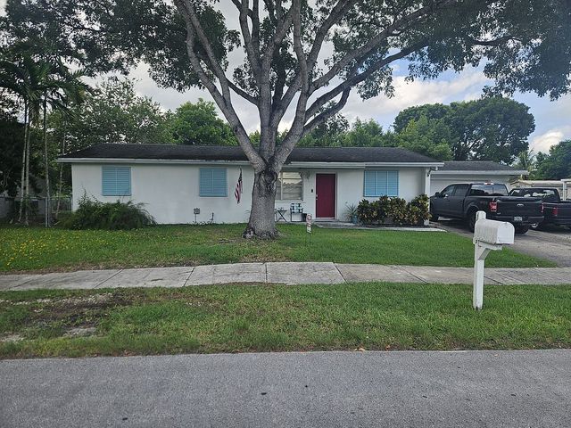 1701 NW 13th Ave, Homestead, FL 33030