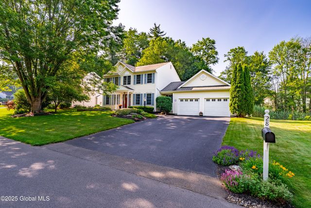28 Eileen Lane, Glenmont, NY 12077