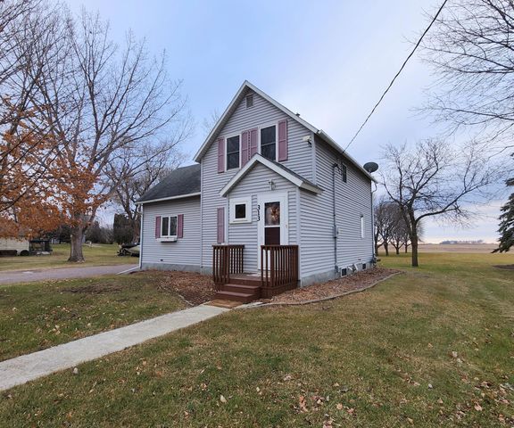 313 Dogwood Ave SW, Renville, MN 56284