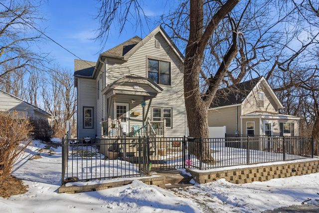 1638 Evans Ave, South Saint Paul, MN 55075