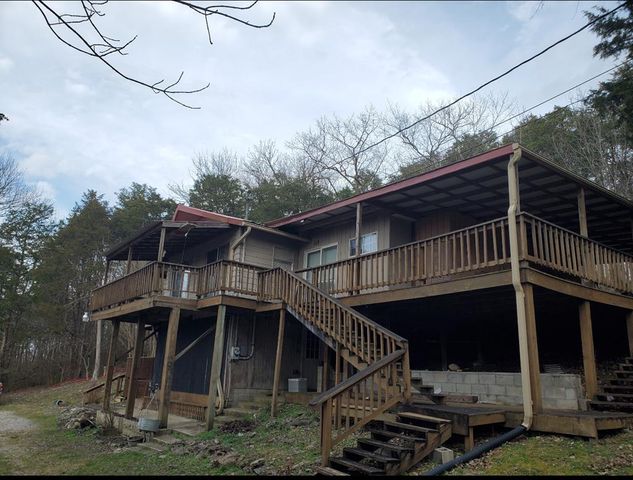 1783 Granville Hwy, Gainesboro, TN 38562