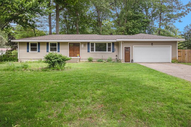 920 Cheboygan Dr, Muskegon, MI 49445