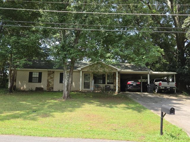608 Watson Dr, Bremen, GA 30110