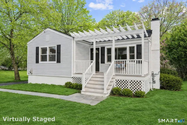 19 Jamroga Lane, Stamford, CT 06905