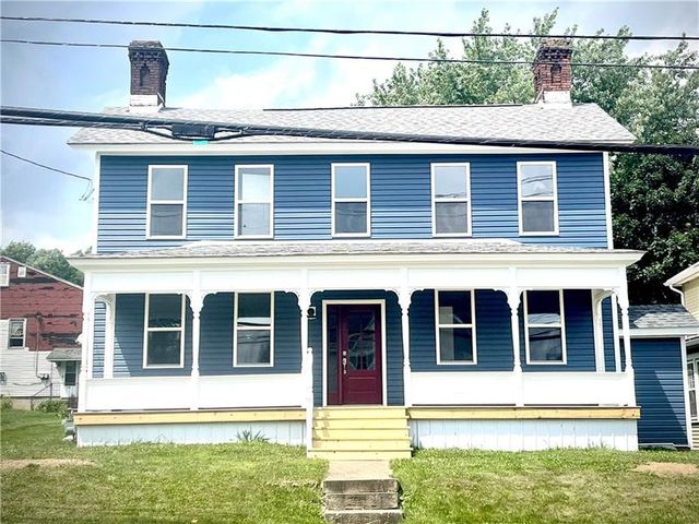 725 W  Main St, Rural Valley, PA 16249
