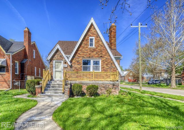 10055 Ward St, Detroit, MI 48227