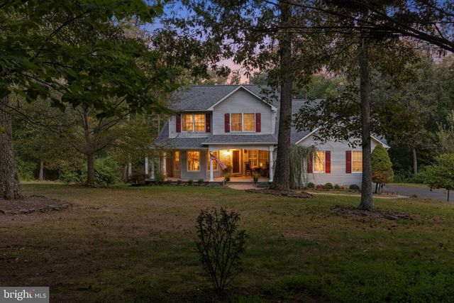 401 Whitham Dr, Gore, VA 22637