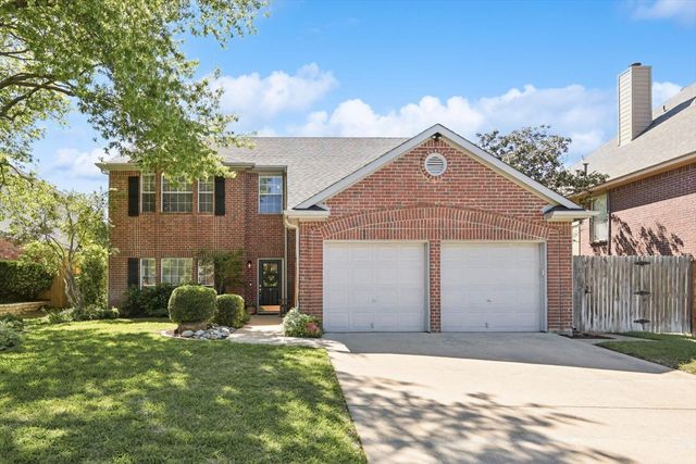 4306 Country Ln, Grapevine, TX 76051