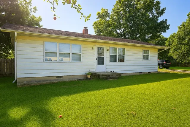 8190 N  7th Hwy, Harrison, AR 72601