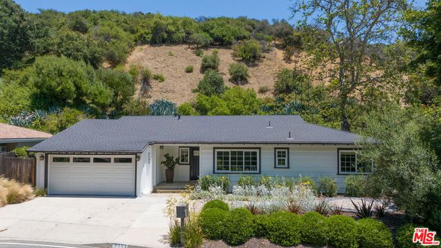 3582 Mandeville Canyon Rd, Los Angeles, CA 90049